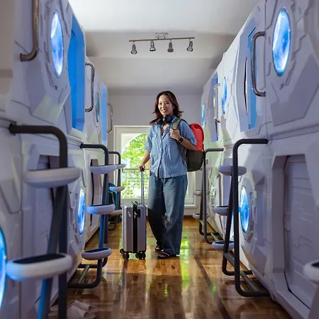 Beocean Capsule Hostel Belgrád