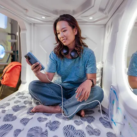 Beocean Capsule Hostel *