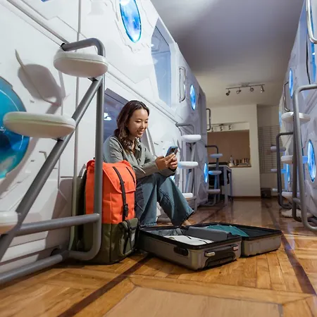 Beocean Capsule Hostel Belgrád