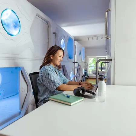 Beocean Capsule Hostel Belgrád