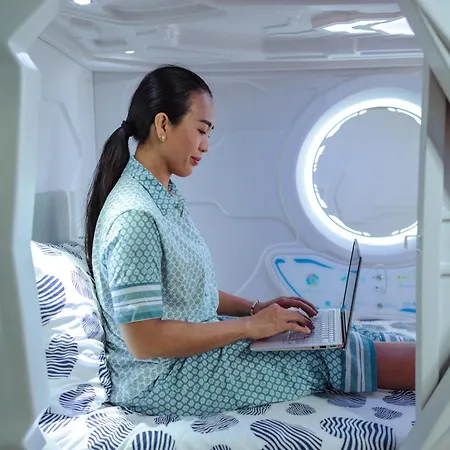 Beocean Capsule * Belgrád